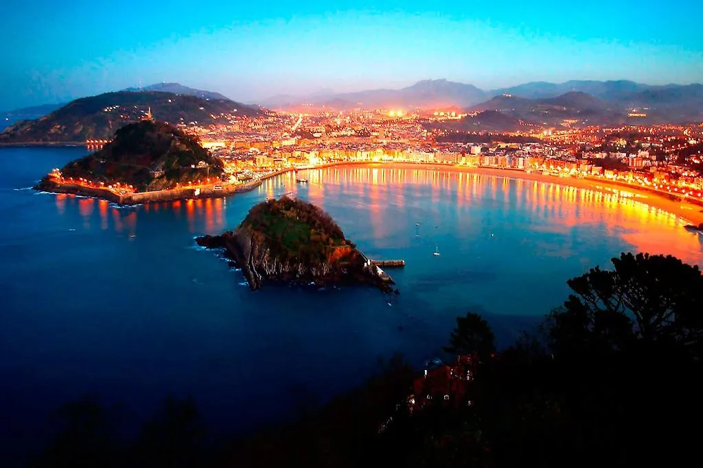 Apartamento Lagun Concha Beach San Sebastian Spain